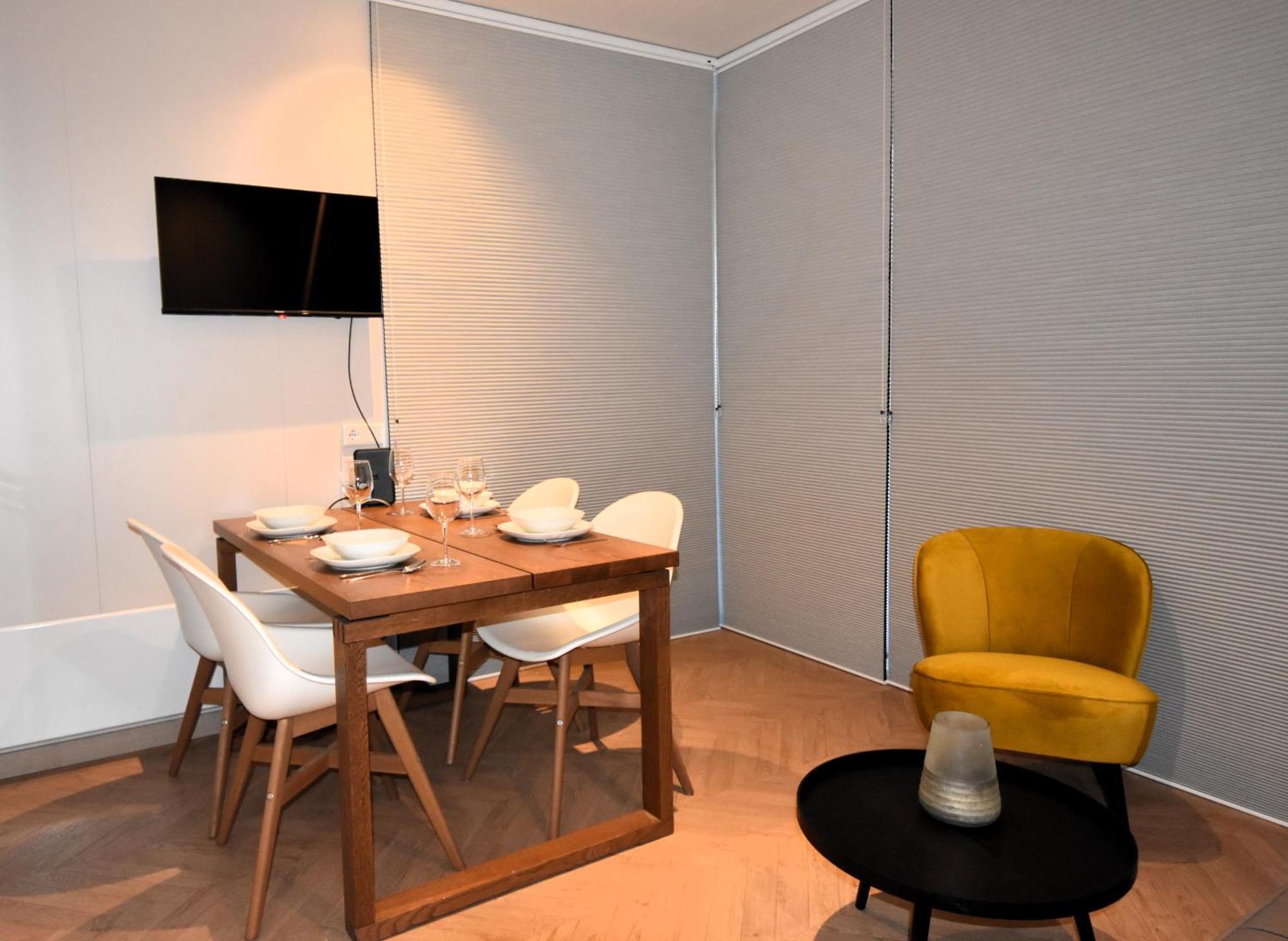 Houseboat Trinidad Otel Maastricht Dış mekan fotoğraf